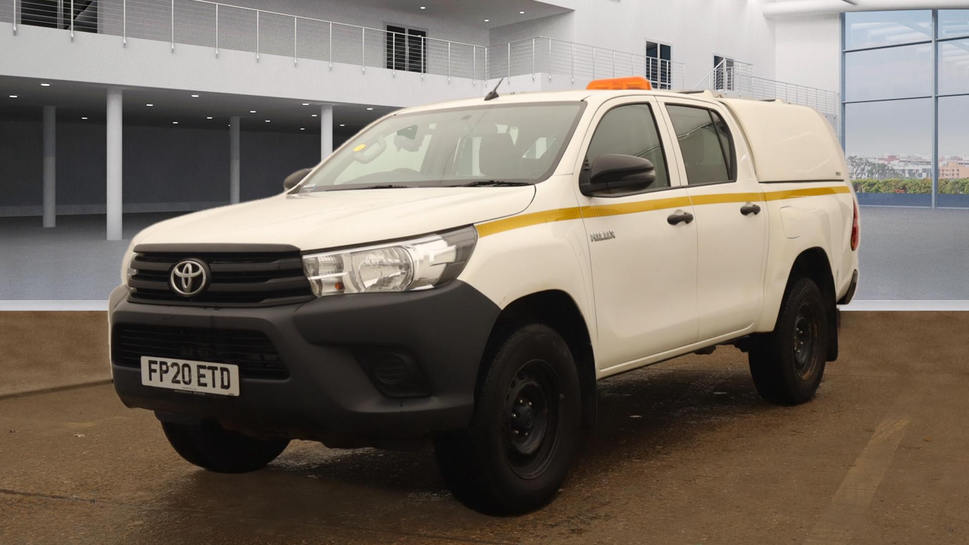 TOYOTA Hilux